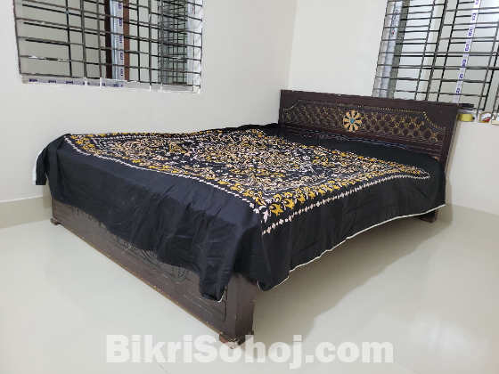 খাট /bed